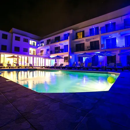 Marica's Boutique Hotel apartamentowy Kisonerga